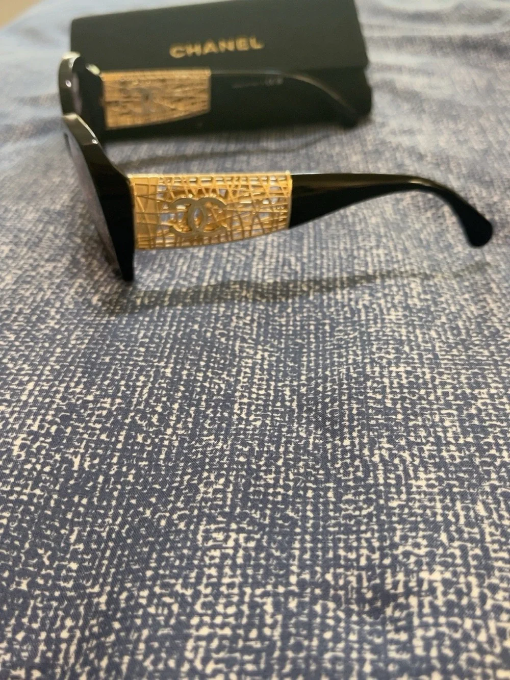CHANEL 5531 Black Gold CC Butterfly Sunglasses w/ Case Authentic